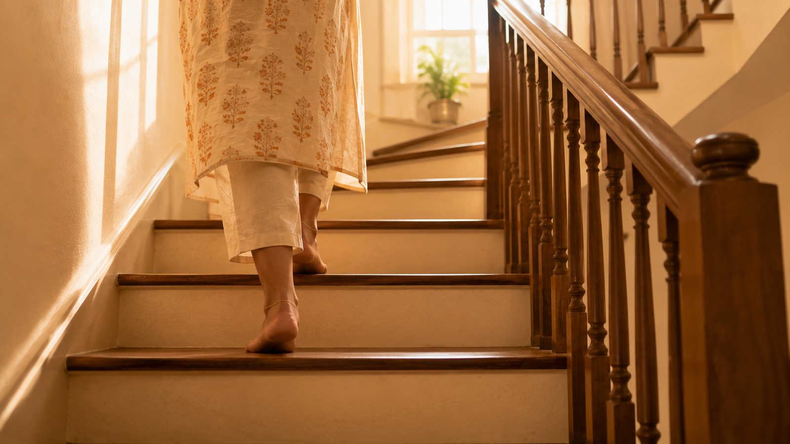 Ascending a clockwise staircase with odd step count per Vastu